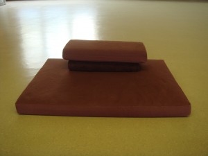 照片1-蒲團、坐墊與蓋腳巾